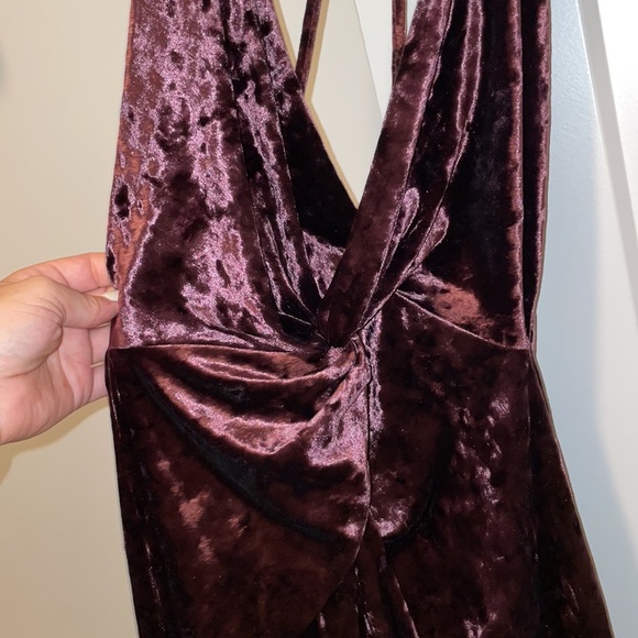 Zara Velvet Dress - Picture 2 of 8